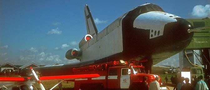 Buran Analog at the Zhukovsky Airshow in September 1993